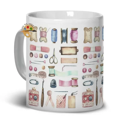 Caneca em Porcelana Costureira Itens de Costura SKU: 113g73c